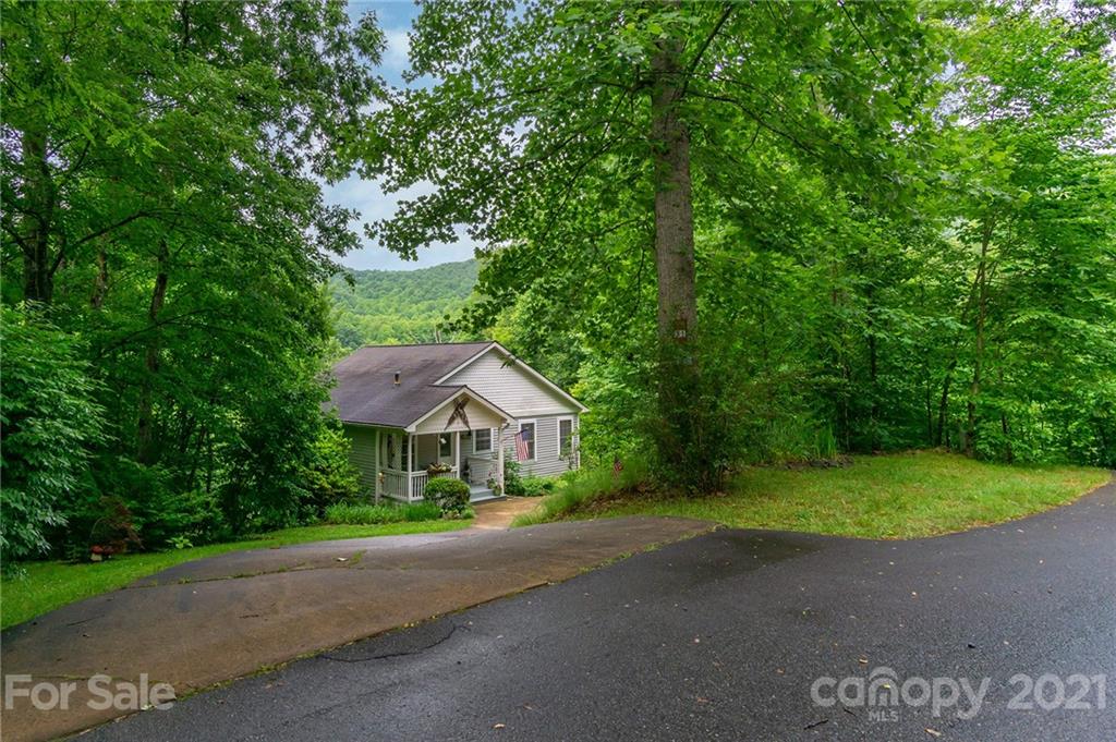 31 Cumbres Drive Candler NC 28715