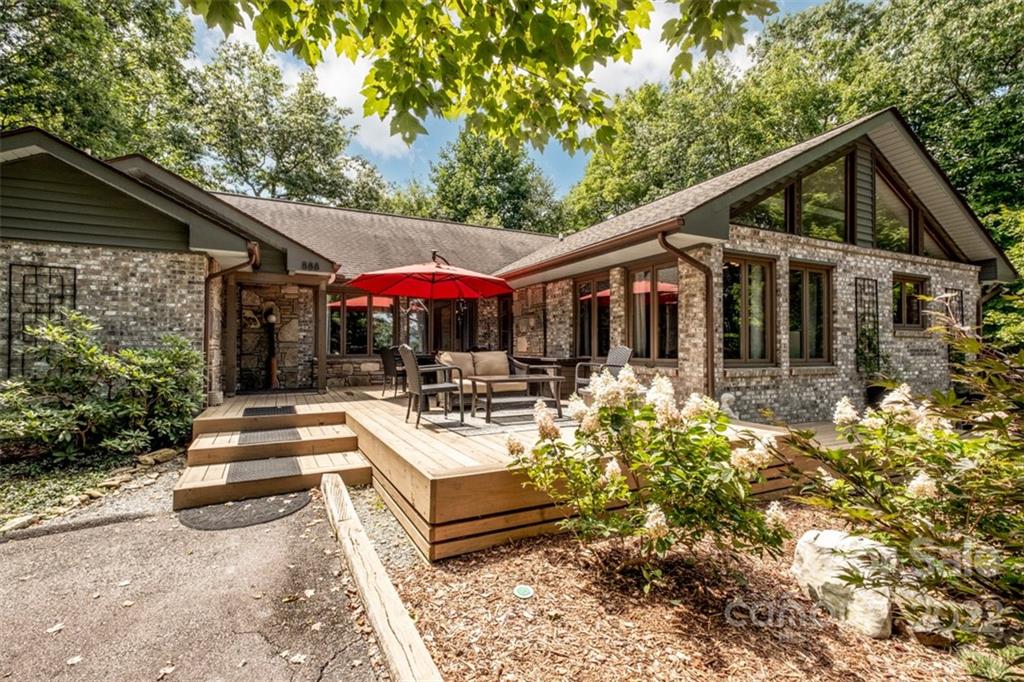 888 Crestview Drive Brevard NC 28712