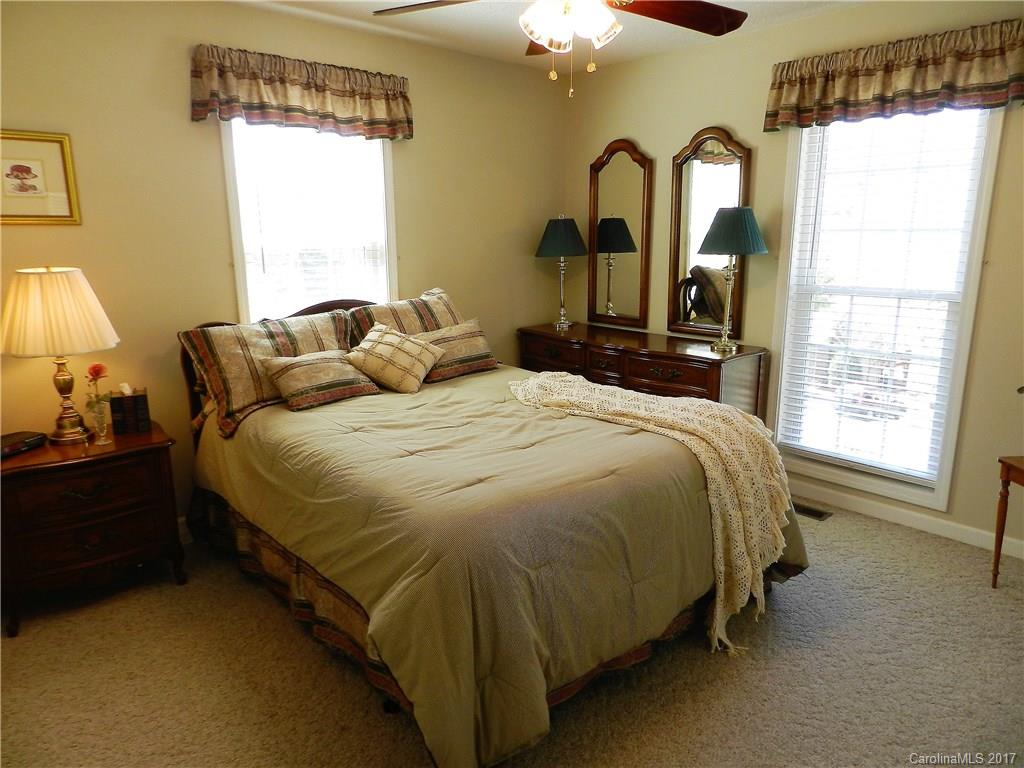 29 Mountainbrook Road Asheville NC 28805