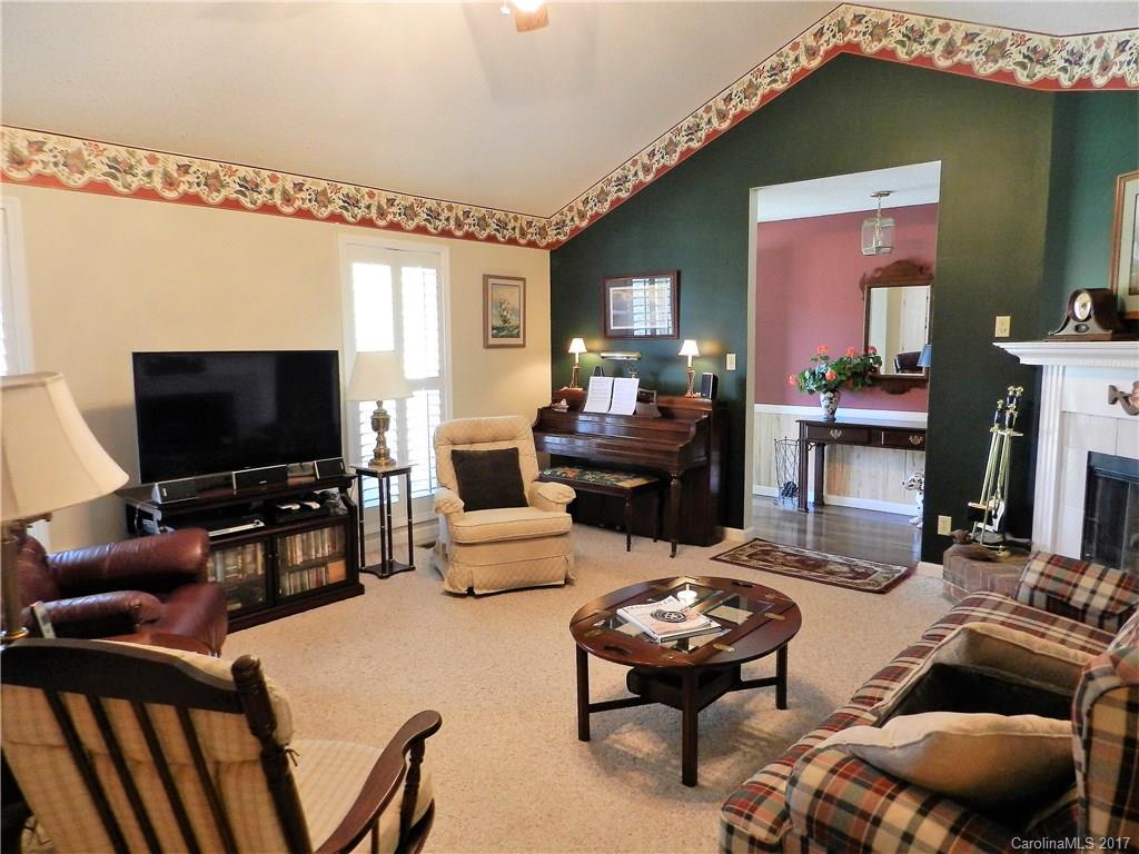 29 Mountainbrook Road Asheville NC 28805