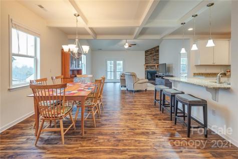 140 Water Leaf Drive Weaverville NC 28787