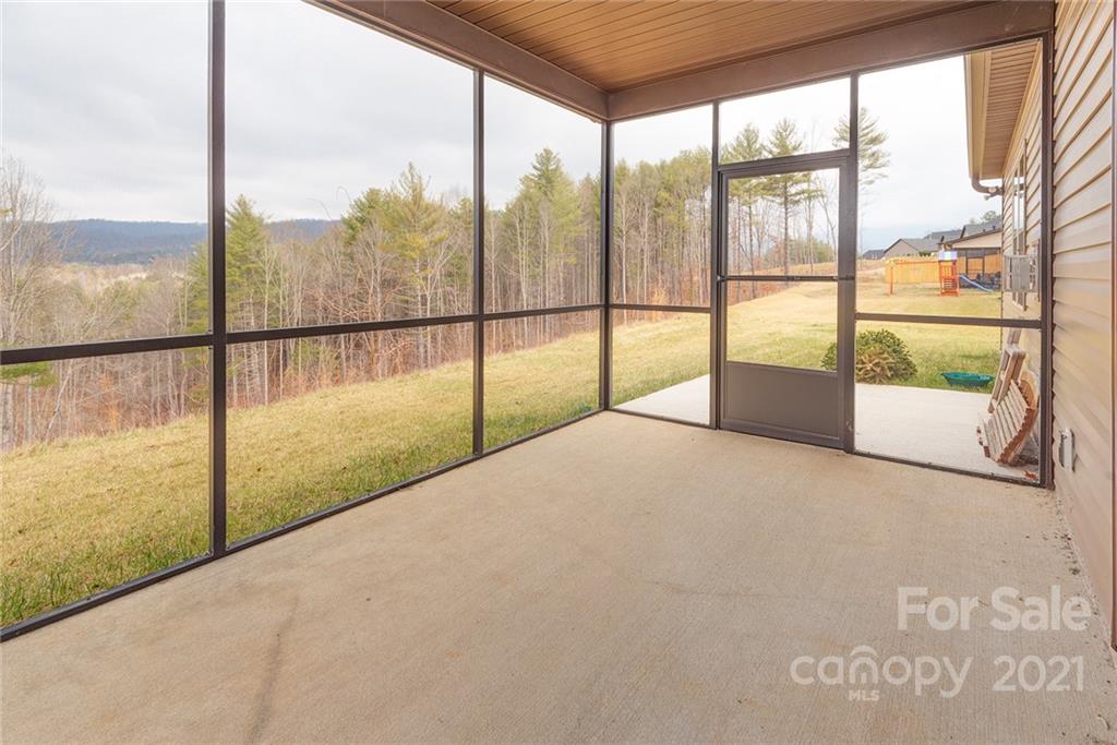 140 Water Leaf Drive Weaverville NC 28787