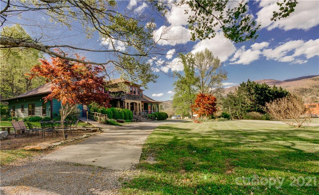 289 US 25 70 Highway Hot Springs NC 28743