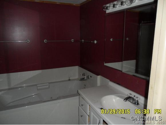 198 Cartwright Drive Waynesville NC 28786