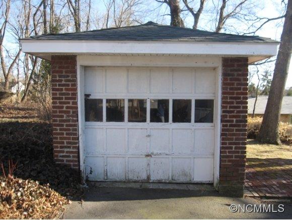 336 Sulphur Springs Road Asheville NC 28806
