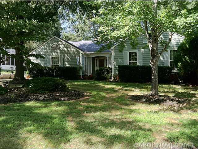 8935 Gamesford Drive Charlotte NC 28277
