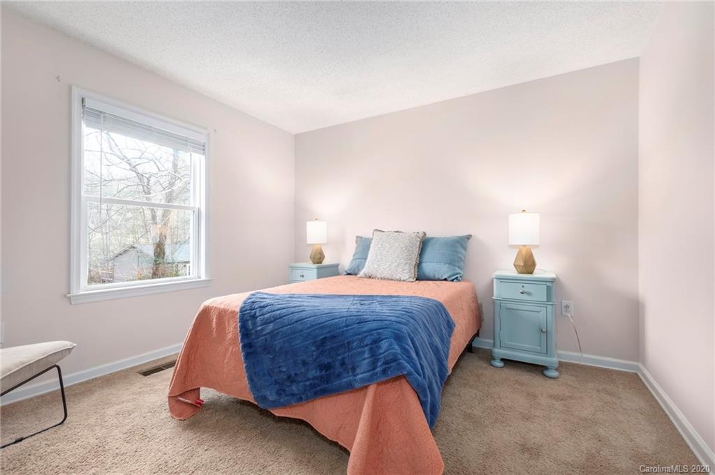 406 Onteora Boulevard Asheville NC 28803