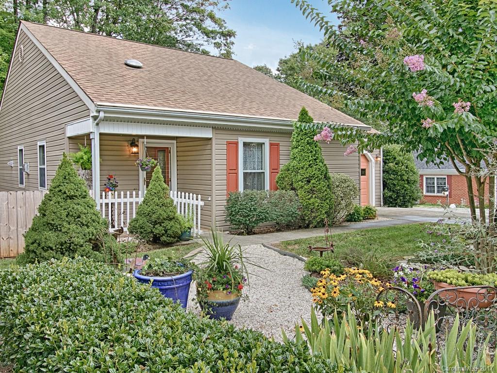 55 Foxberry Drive Arden NC 28704