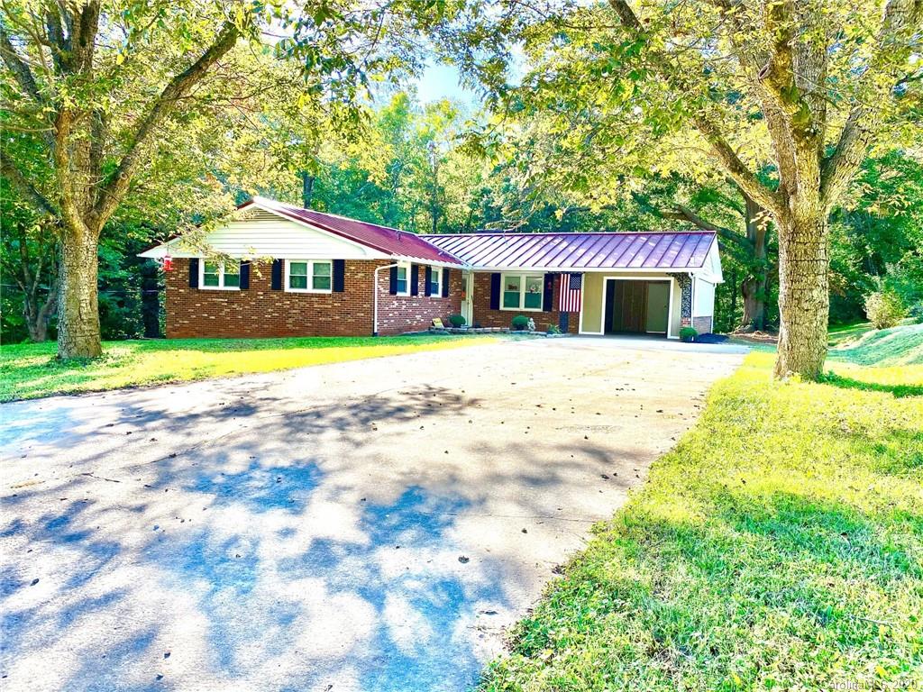 1130 5th Street Se Hickory NC 28602