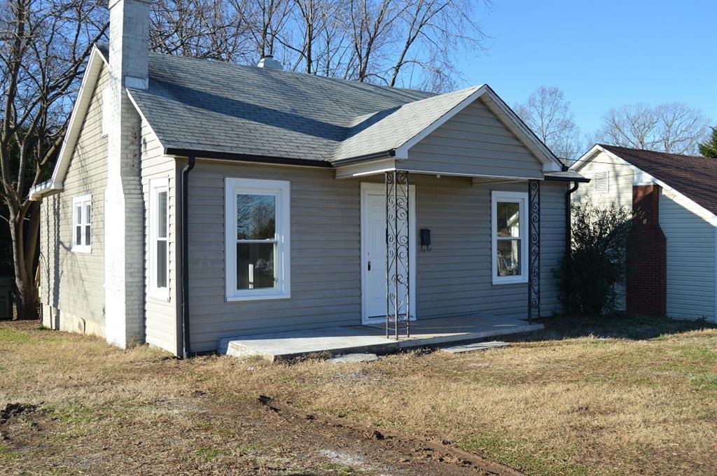 1027 15th Street Ne Hickory NC 28601