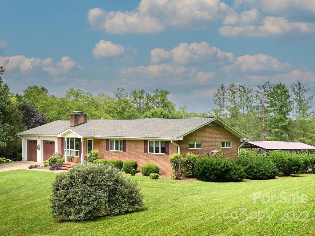 227 Gibbs Road Leicester NC 28748