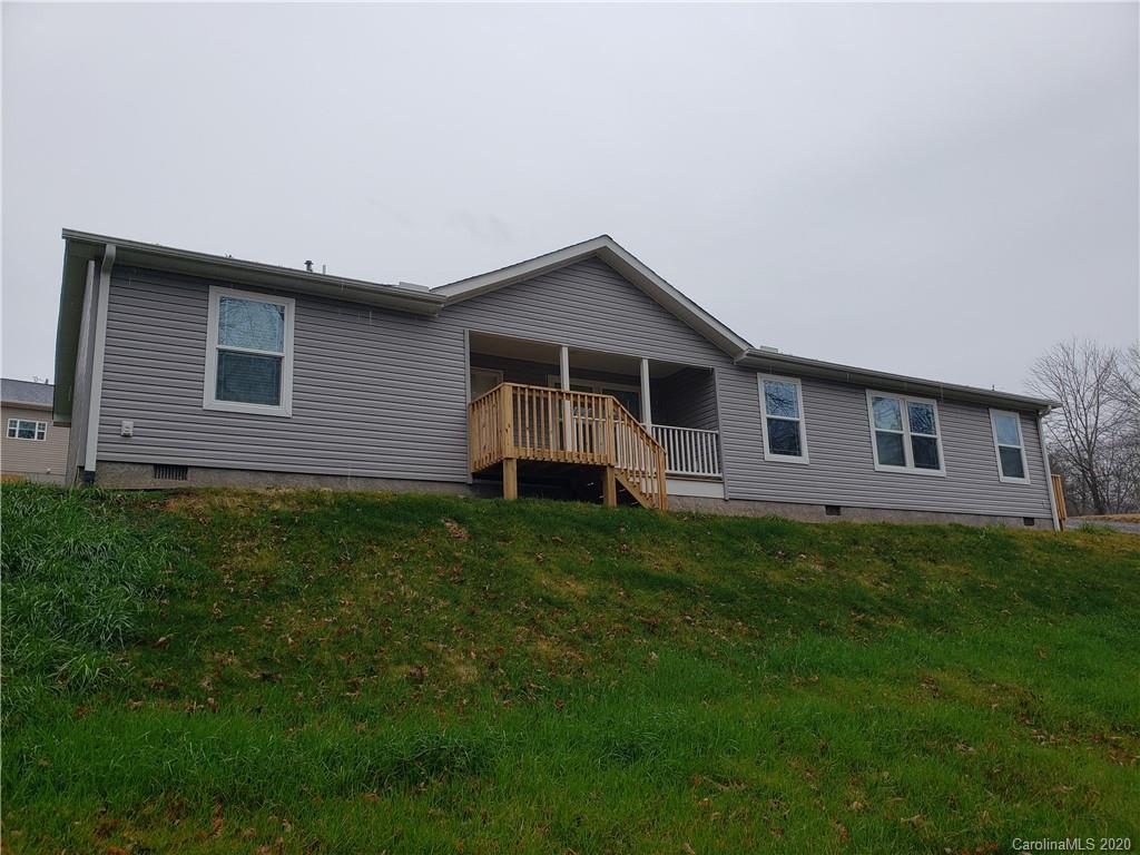 147 Bradshaw Circle Candler NC 28715