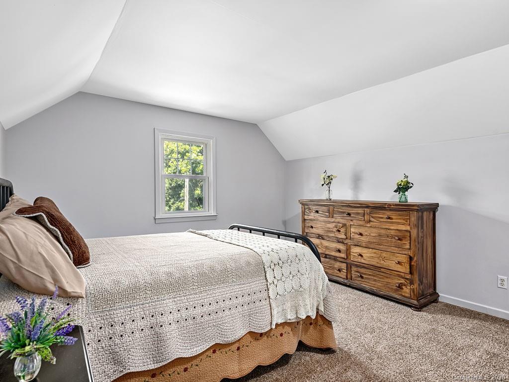 843 Sand Hill Road Asheville NC 28806