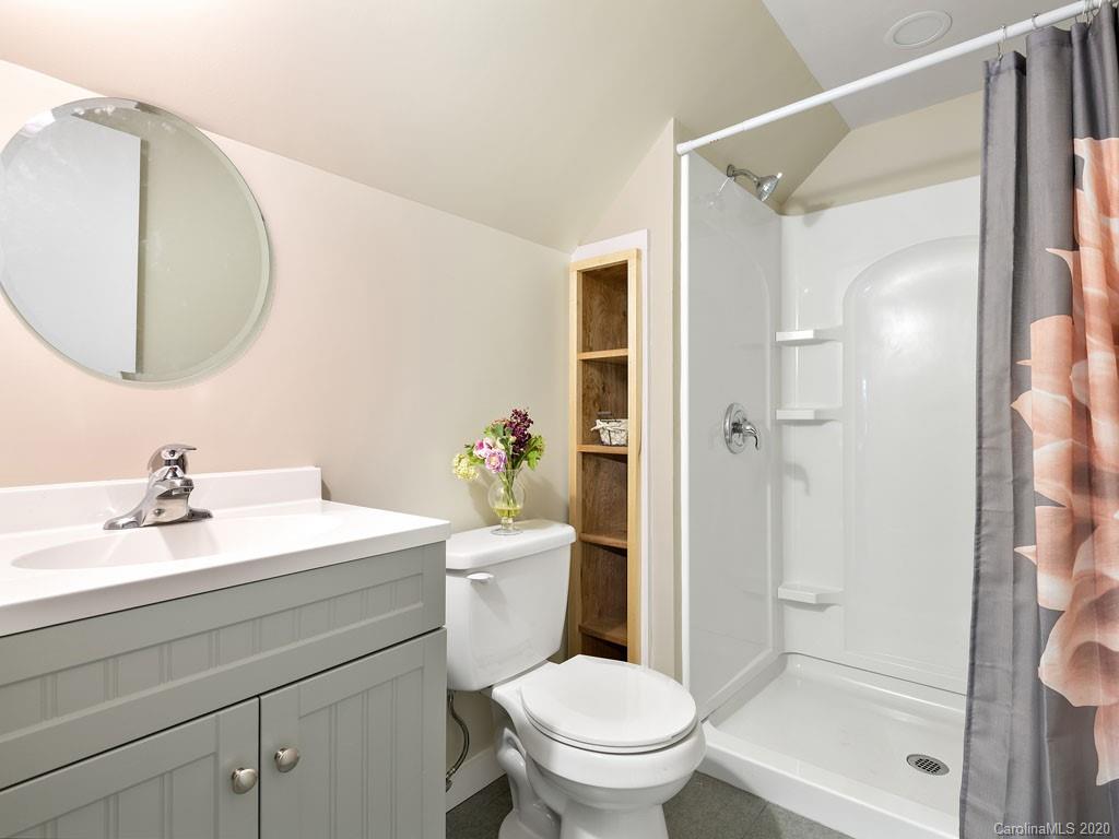 843 Sand Hill Road Asheville NC 28806