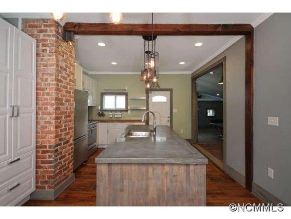 215 Summit Street Asheville NC 28803