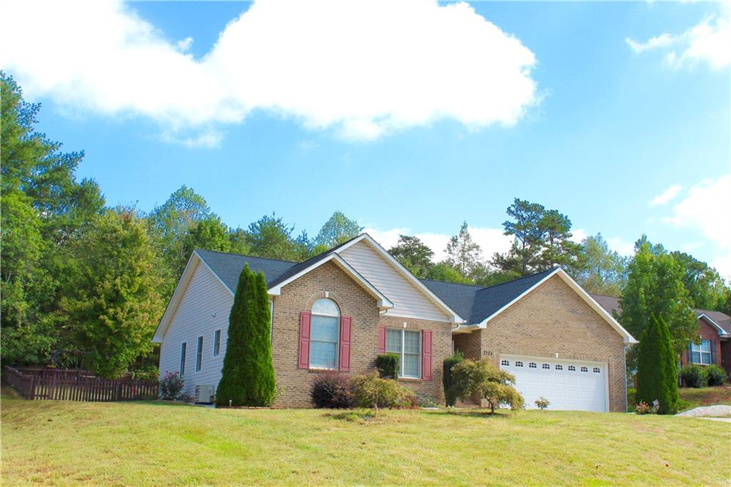 3724 26th Street Drive Ne Hickory NC 28601