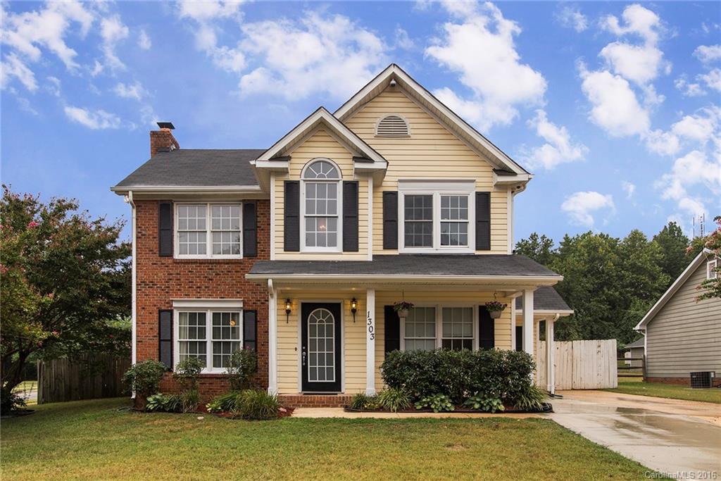 1303 Hathshire Drive Charlotte NC 28262