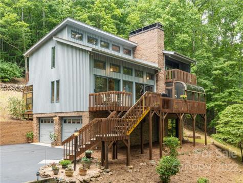 1128 High Vista Drive Mills River NC 28759