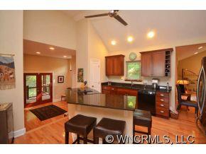 40 Hillary Drive Asheville NC 28804
