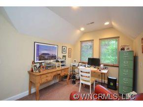 40 Hillary Drive Asheville NC 28804