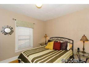 343 Riverview Drive Asheville NC 28806