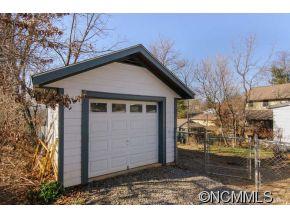 343 Riverview Drive Asheville NC 28806