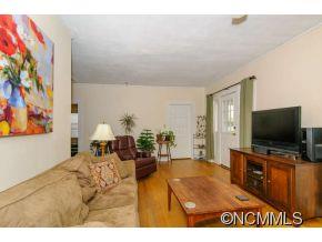 343 Riverview Drive Asheville NC 28806