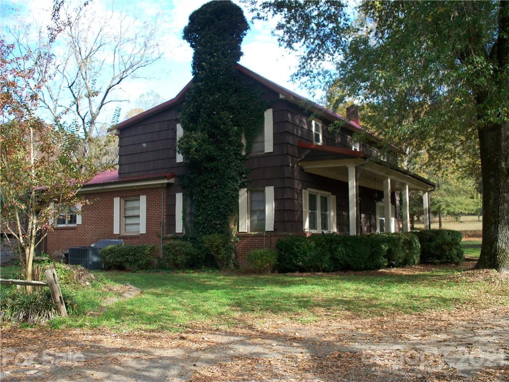 557 Springs East Road Lincolnton NC 28092