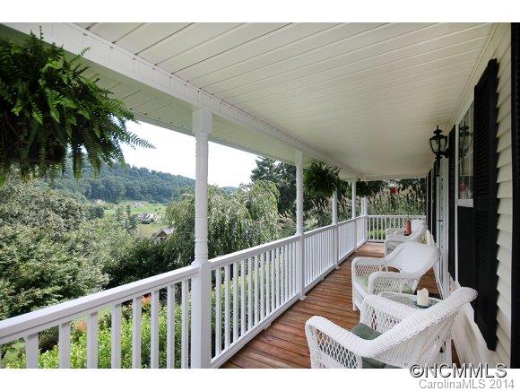 129 Farm Valley Court Weaverville NC 28787