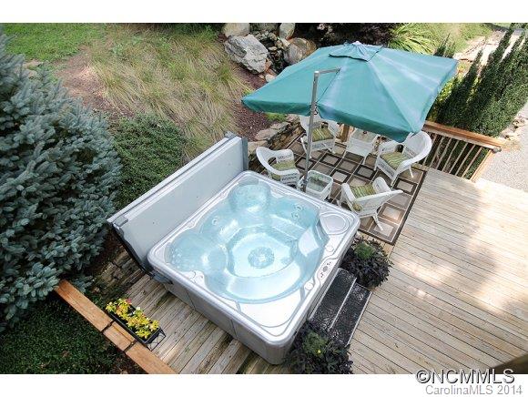 129 Farm Valley Court Weaverville NC 28787