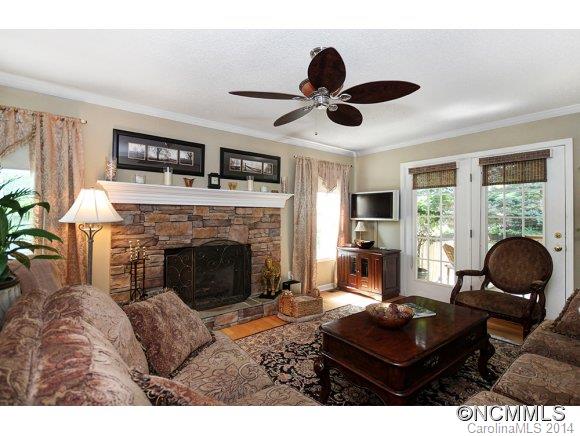 129 Farm Valley Court Weaverville NC 28787