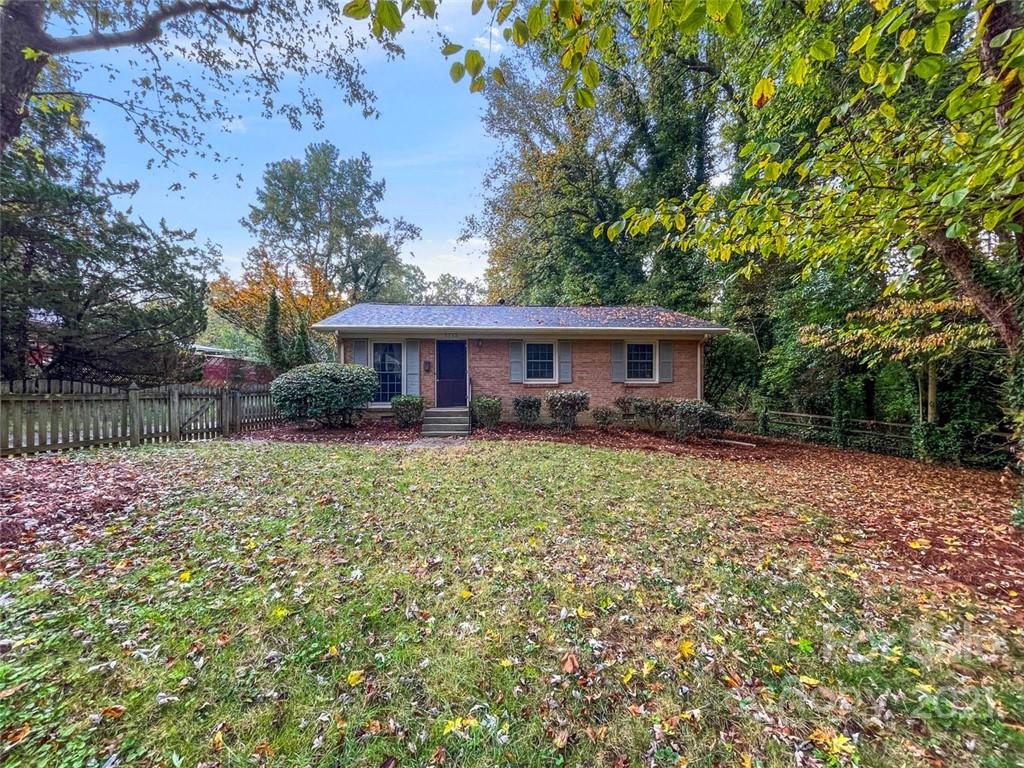 3713 Densmore Drive Charlotte NC 28205