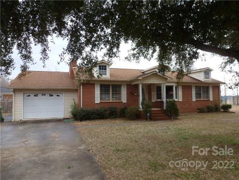 218 S Plantation Road Lancaster SC 29720