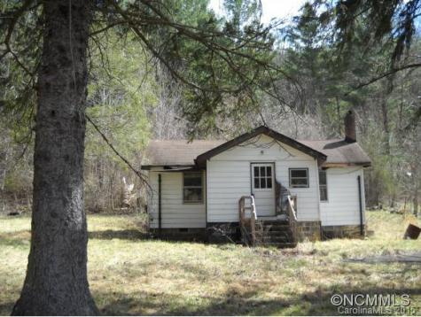 953 Bee Tree Road Swannanoa NC 28778