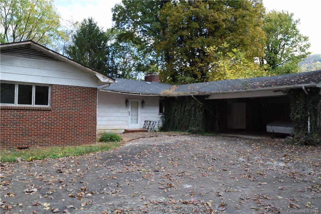 211 Brunswick Drive Waynesville NC 28786
