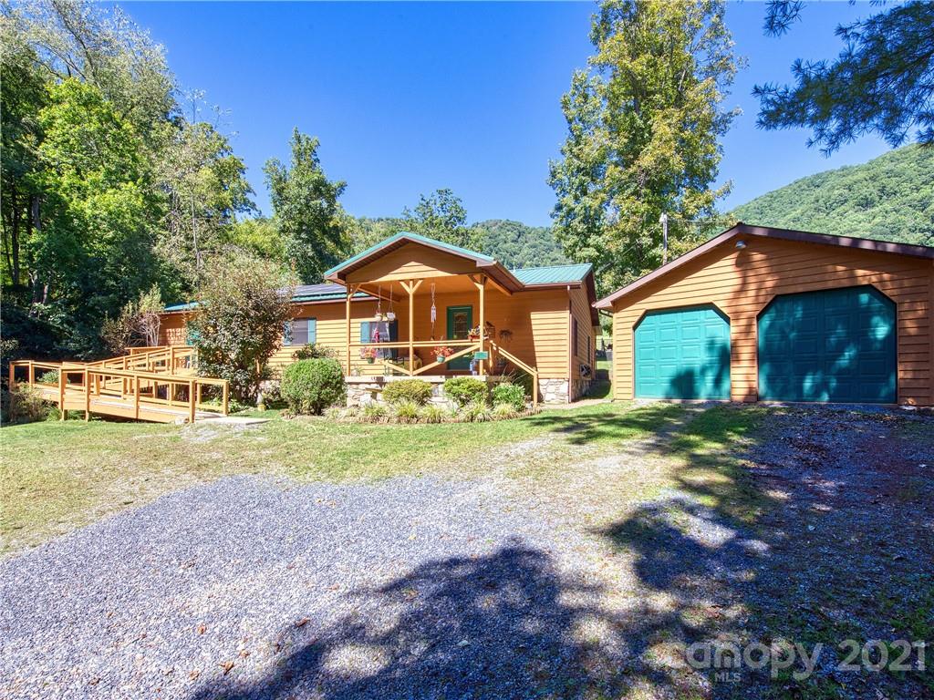 1339 Willis Cove Road Canton NC 28716