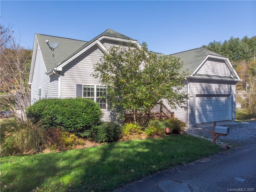 77 Stratford Place Sylva NC 28779