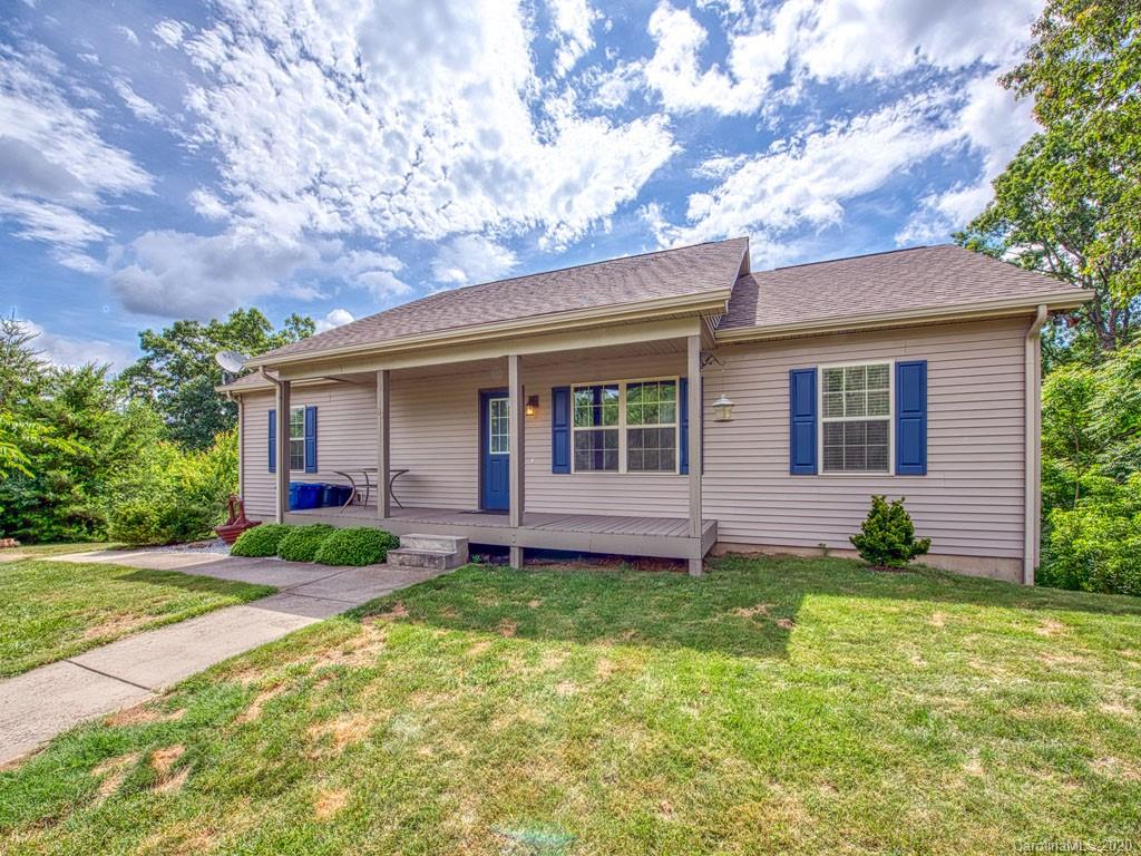 81 Relief Loop Clyde NC 28721