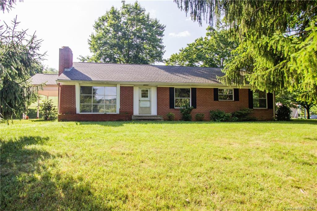 10 Hookers Gap Road Leicester NC 28748