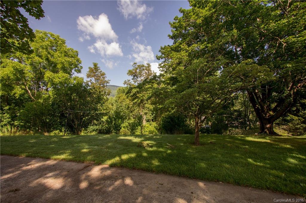 10 Hookers Gap Road Leicester NC 28748