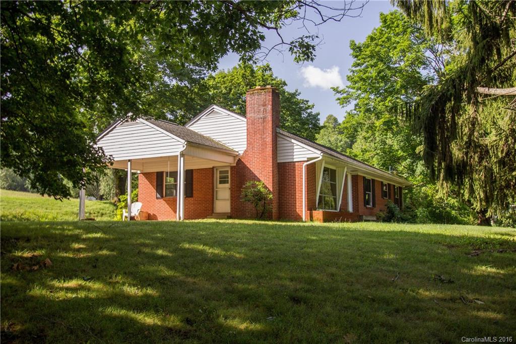 10 Hookers Gap Road Leicester NC 28748