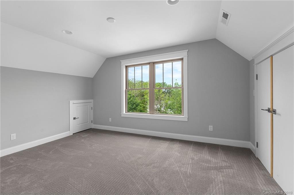 214 N Main Street Weaverville NC 28787
