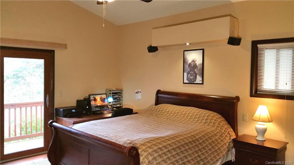 120 Mills Place Asheville NC 28804