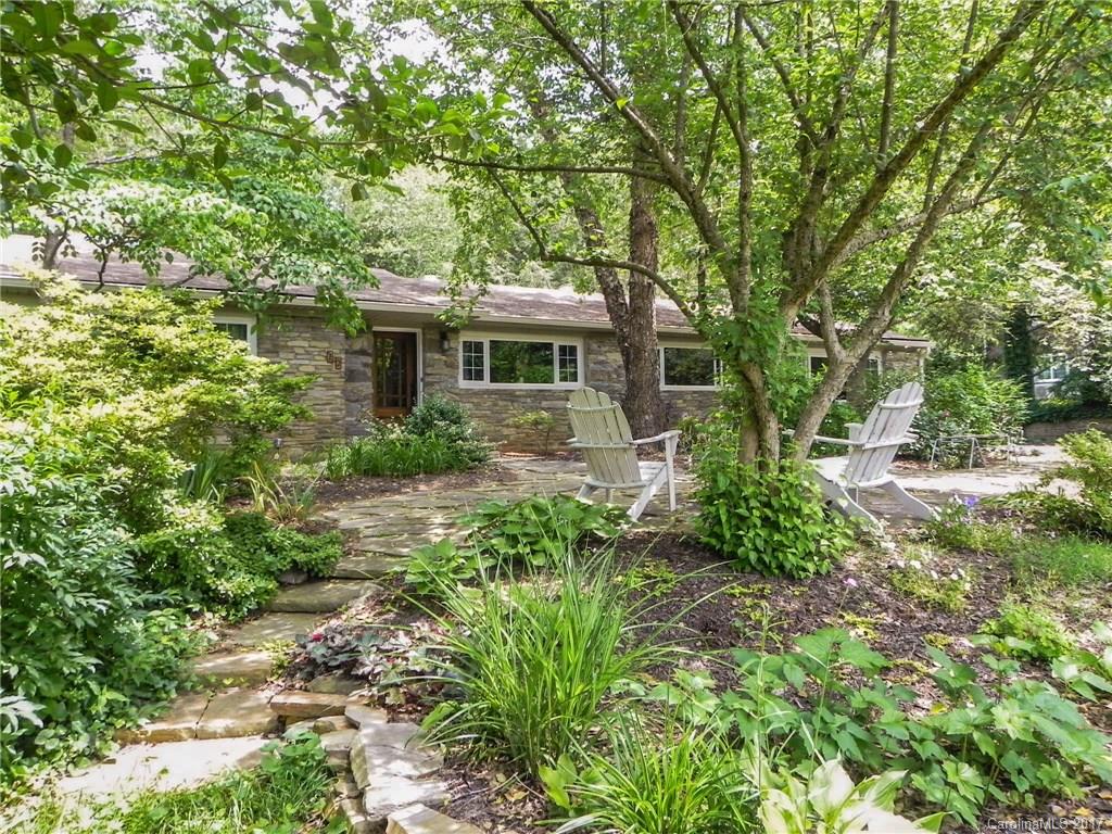 12 Pine Tree Circle Asheville NC 28804