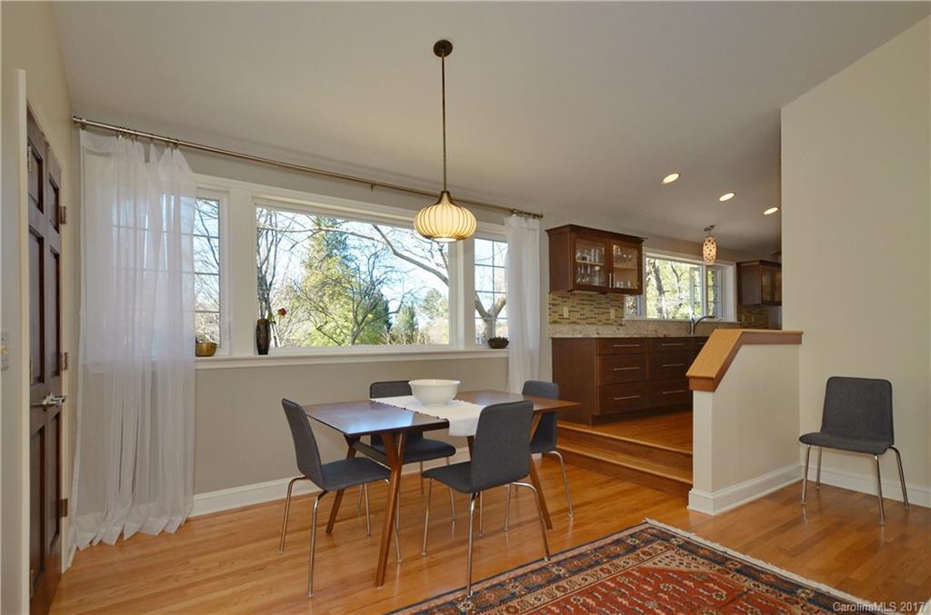 12 Pine Tree Circle Asheville NC 28804
