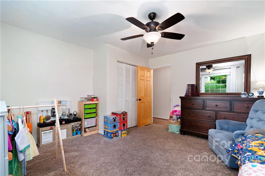 157 Jarvis Street Waynesville NC 28786