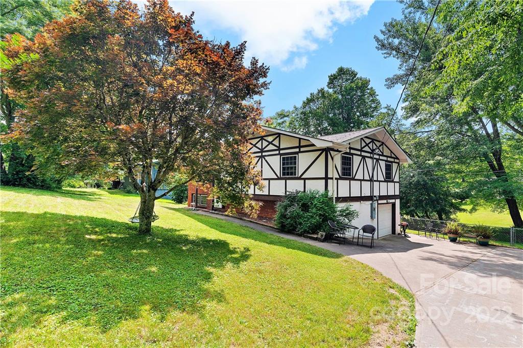 157 Jarvis Street Waynesville NC 28786