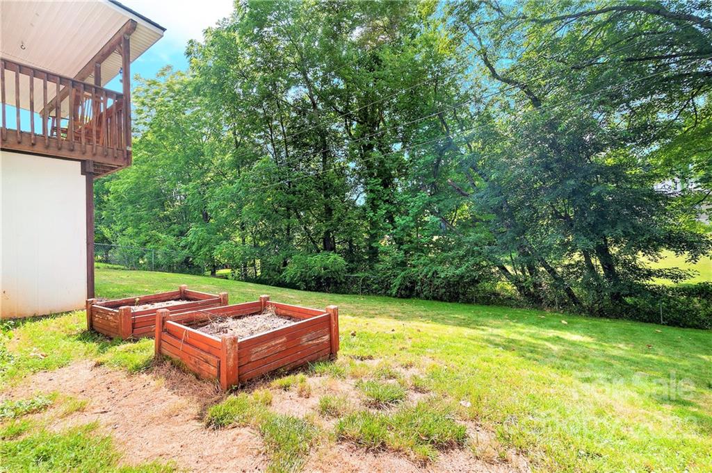 157 Jarvis Street Waynesville NC 28786