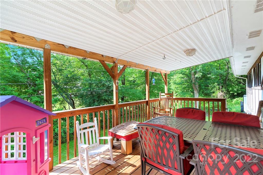 157 Jarvis Street Waynesville NC 28786