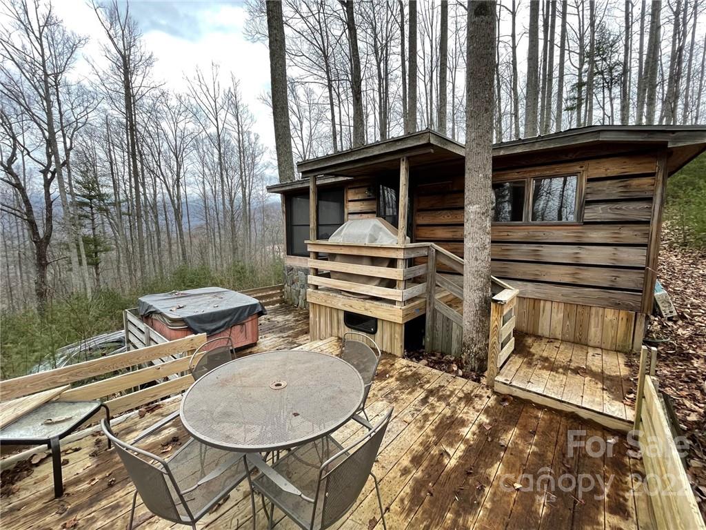 3024 Cane Creek Road Bakersville NC 28705